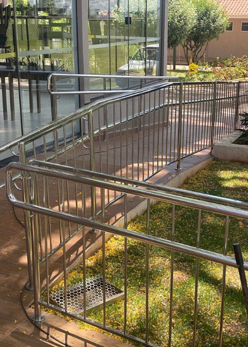 corrimao-aço-ferro-inox-sos-metalurgica-foz-do-iguaçu-3.jpg
