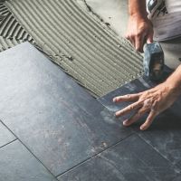 assentamento-piso-porcelanato-ceramica-sos-construir.jpg