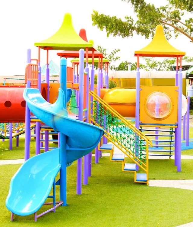 porque-escolher-a-sos-construir-na-fabricacao-de-playground-sob-medida-em-foz-do-iguacu.jpg